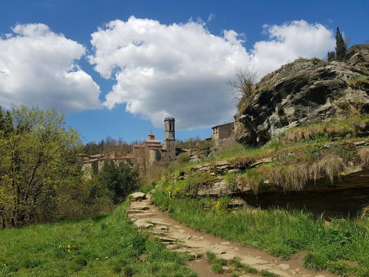 Santuari De La Salut De Sant Felíu de Pallarols Exterior foto